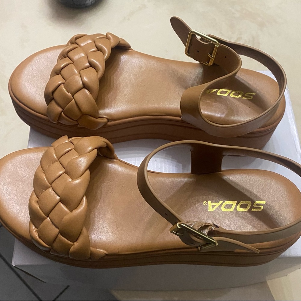 Brown “Soda” Brand Sandals size 7 1/2
